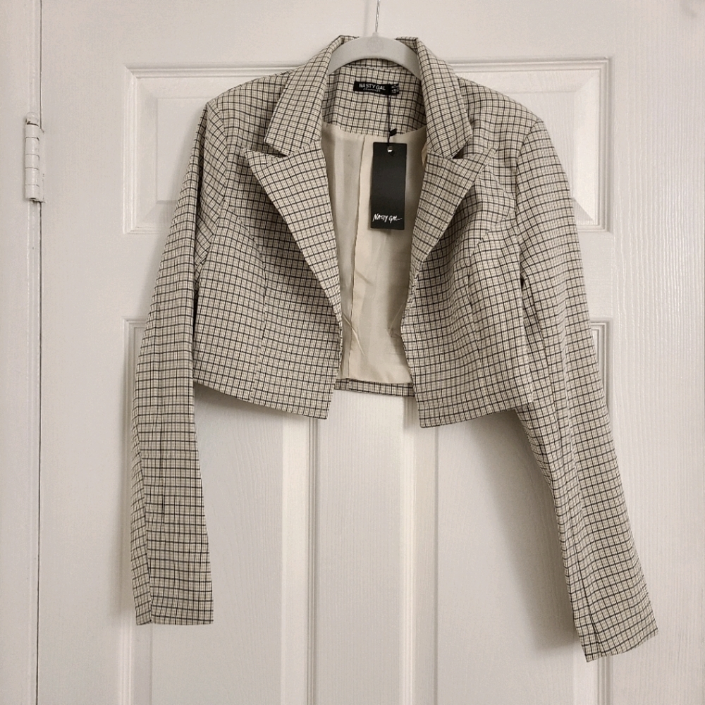 Nasty Gal Cropped Blazer